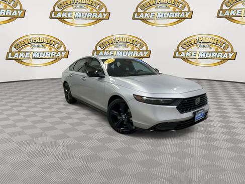 Used 2024 Honda Accord Sport image 5