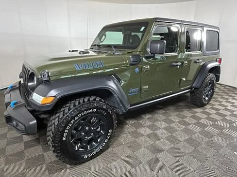 Used 2023 Jeep Wrangler Unlimited w/ Cold Weather Group AWD/4WD image 6