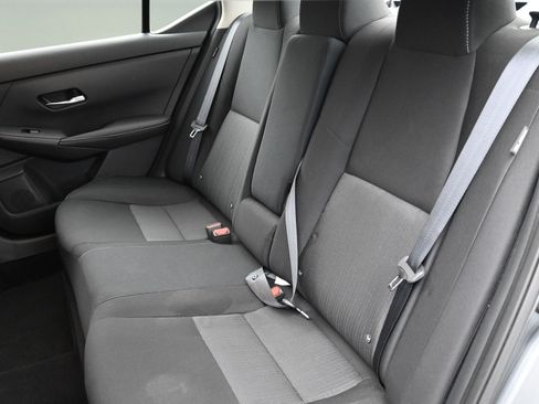 Used 2022 Nissan Sentra SV w/ Trunk Package FWD image 10