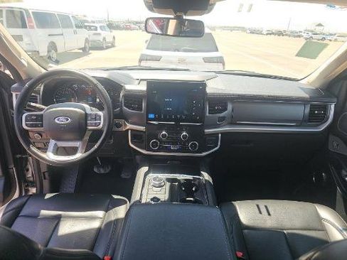Used 2024 Ford Expedition Max XLT AWD/4WD image 2