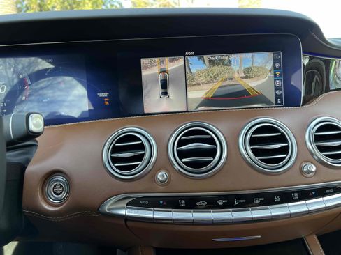 Used 2020 Mercedes-Benz S 560 4MATIC Coupe image 30