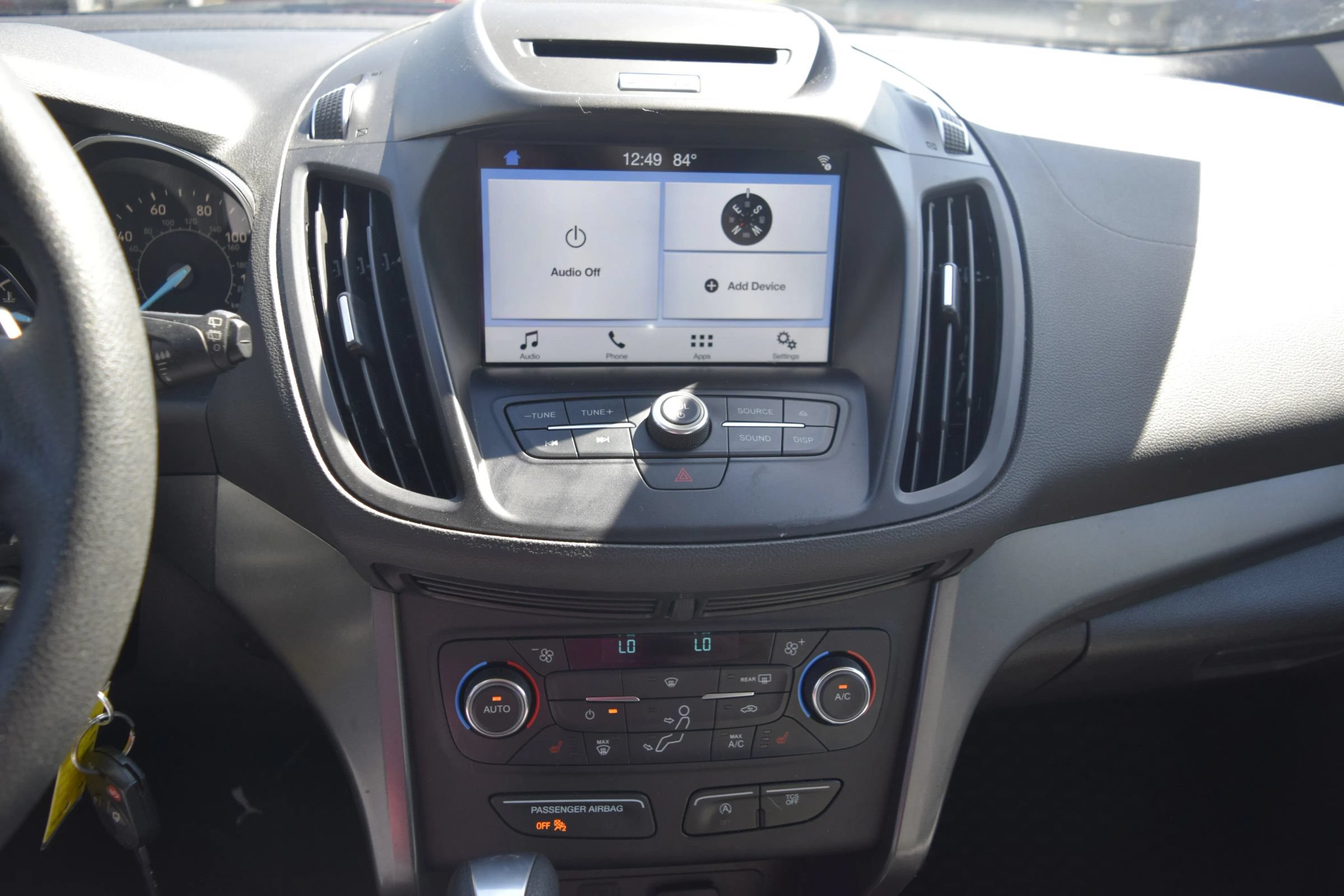 Used 2017 Ford Escape SE w/ Equipment Group 201A FWD image 11