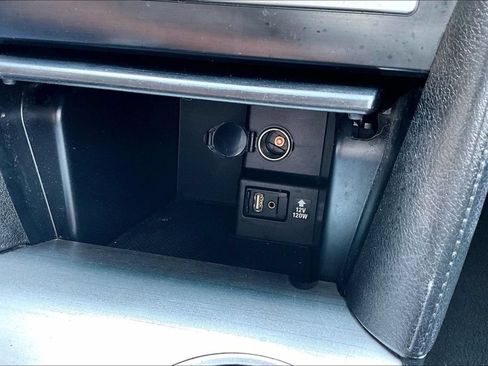 Used 2012 Toyota Camry SE FWD image 15