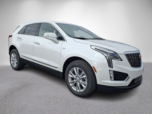 New 2026 Cadillac XT5 Luxury image 5