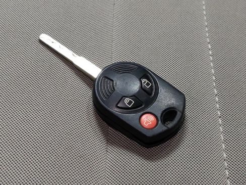 Used 2016 Ford Escape SE w/ Equipment Group 201A image 32