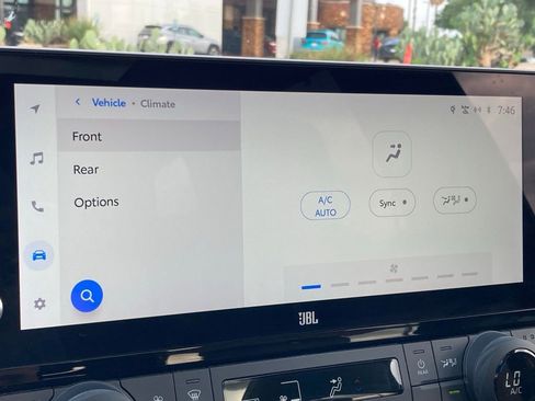 Used 2024 Toyota Grand Highlander AWD Hybrid image 23