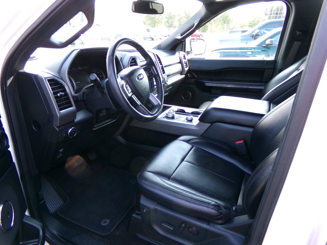 Used 2020 Ford Expedition XLT AWD/4WD image 13