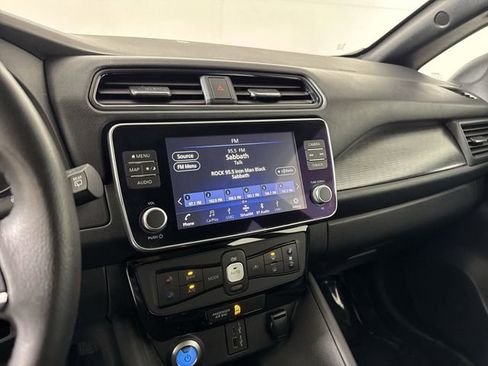 Used 2020 Nissan Leaf SV Plus image 6