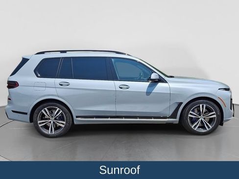Used 2024 BMW X7 xDrive40i w/ M Sport Package AWD/4WD image 9