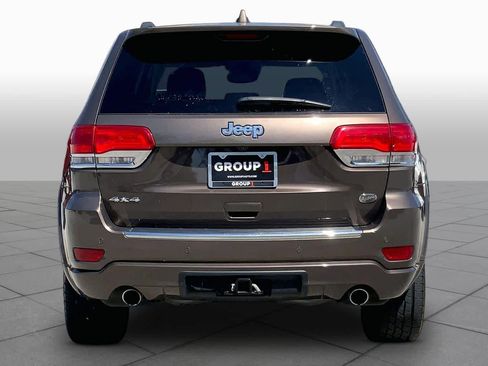 Used 2019 Jeep Grand Cherokee Overland AWD/4WD image 5