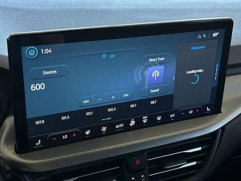 Used 2023 Ford Escape SE image 16