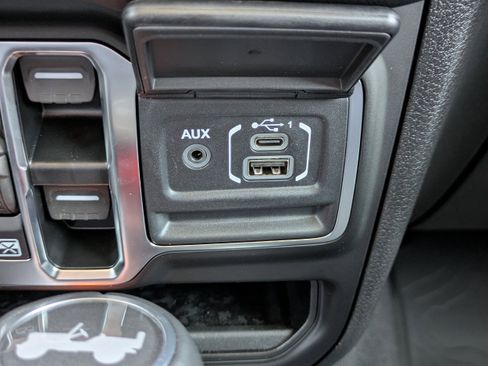 New 2025 Jeep Wrangler Sahara image 25