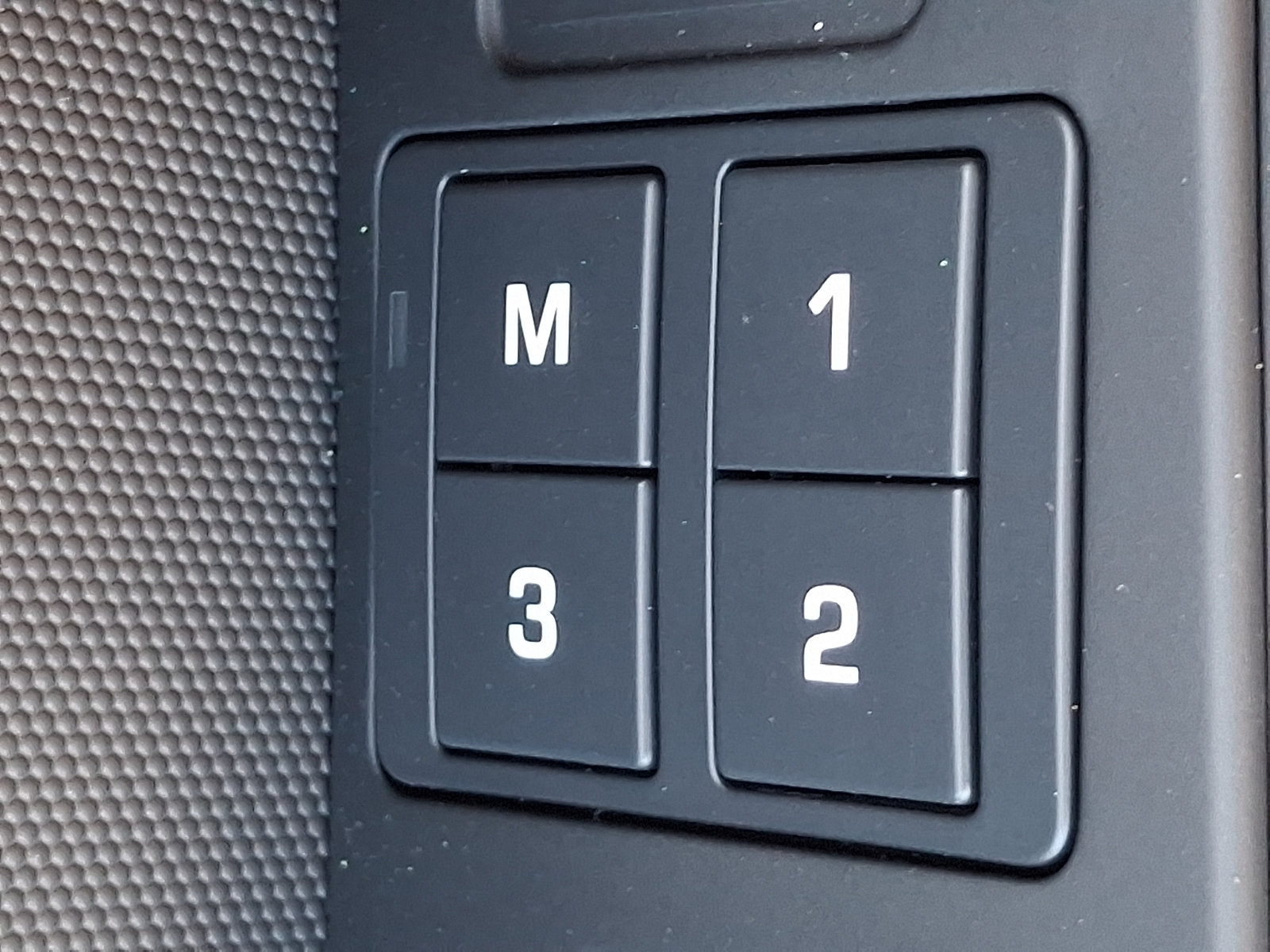 New 2026 Land Rover Defender 110 S AWD/4WD image 22