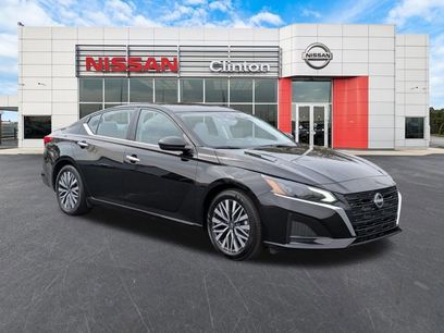 Certified 2025 Nissan Altima 2.5 SV