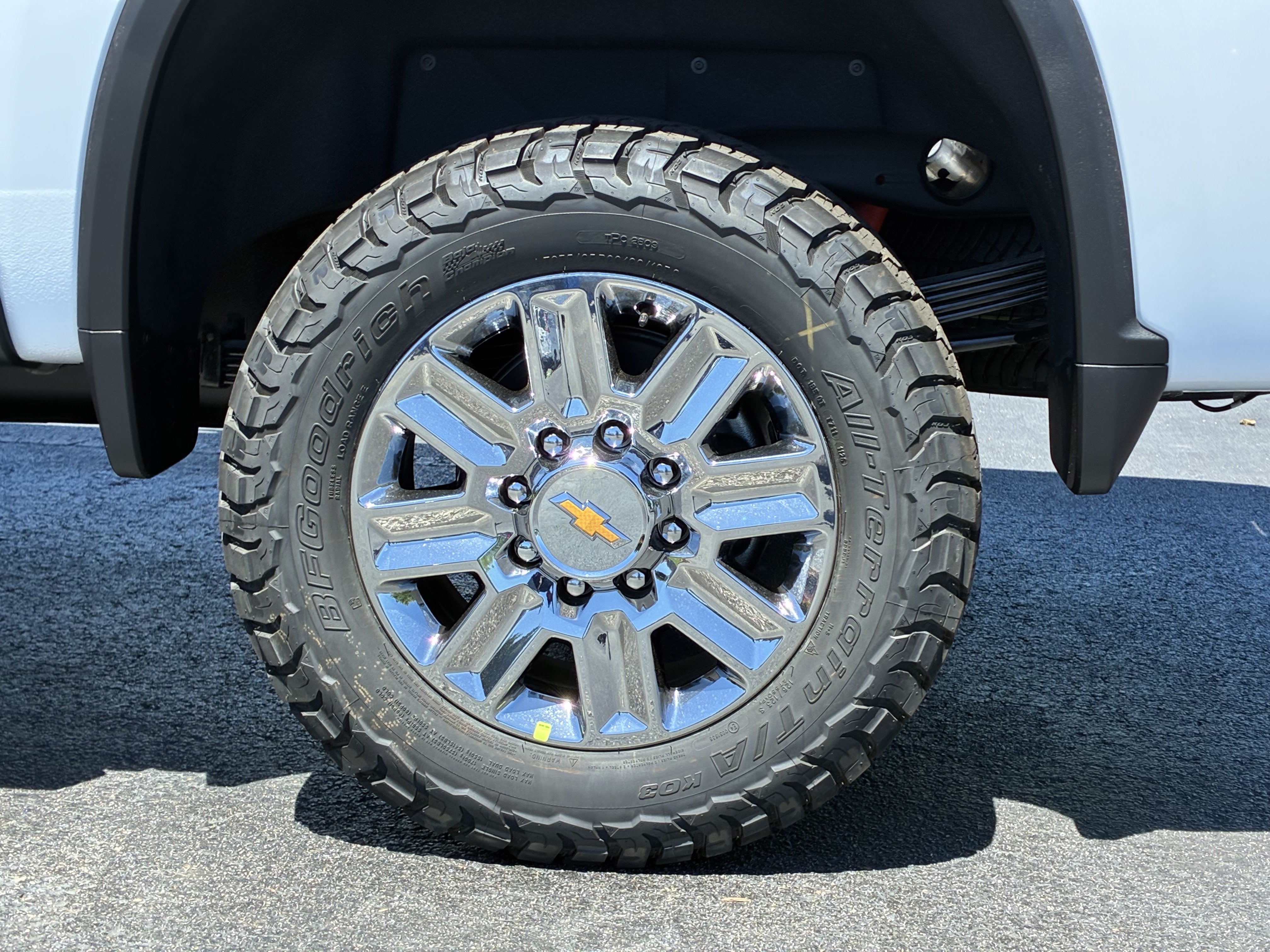 New 2026 Chevrolet Silverado 2500 High Country w/ Technology Package AWD/4WD image 10