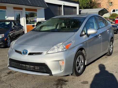 Used 2013 Toyota Prius Two image 1