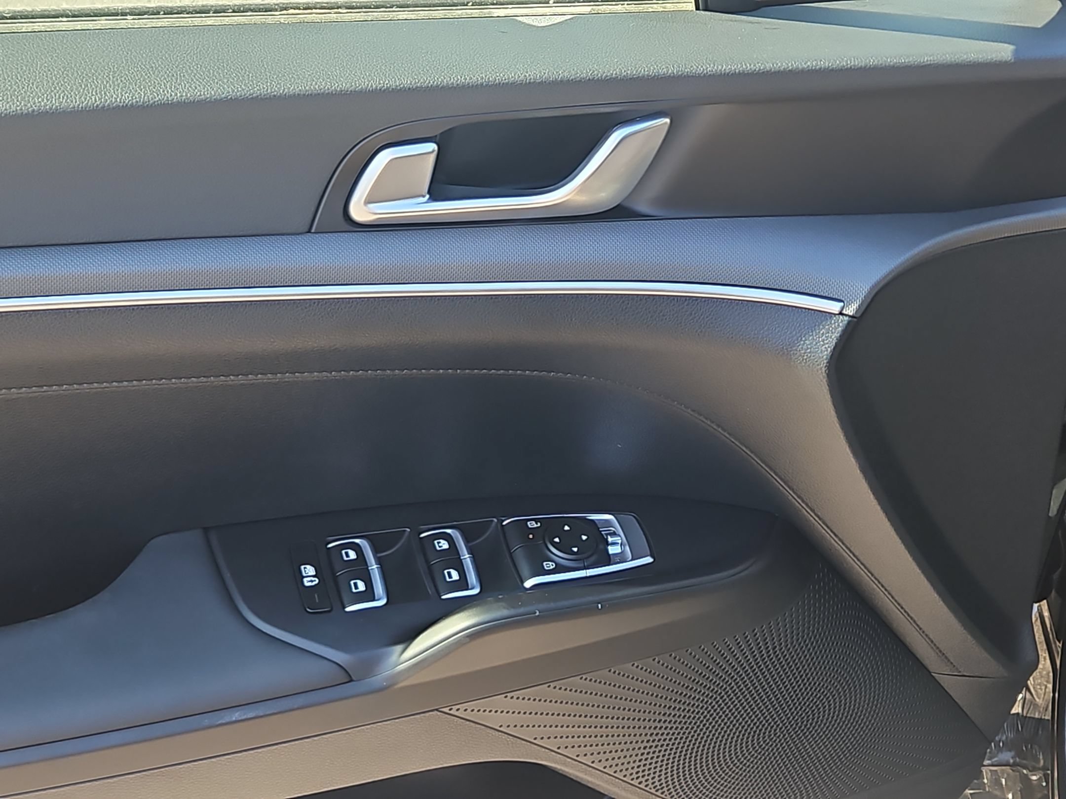 New 2026 Kia K5 LXS FWD image 16