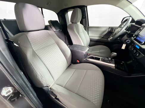 Used 2021 Toyota Tacoma SR5 image 30