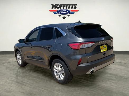 Used 2020 Ford Escape SE AWD/4WD image 3