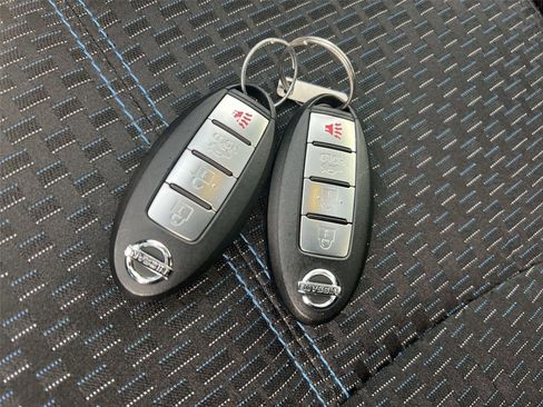 Used 2017 Nissan Sentra SR Turbo w/ Protection Package image 26