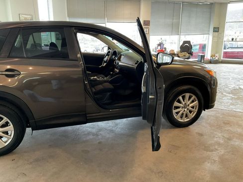 Used 2016 MAZDA CX-5 Touring w/ Bose/Moonroof Package image 16