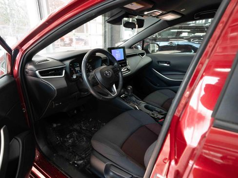 Used 2024 Toyota Corolla SE image 8