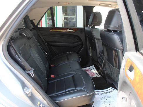 Used 2013 Mercedes-Benz ML 350 4MATIC image 23