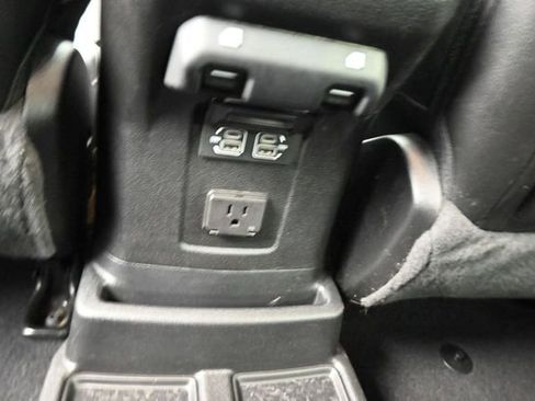 Used 2021 Jeep Wrangler Unlimited Sahara AWD/4WD image 22