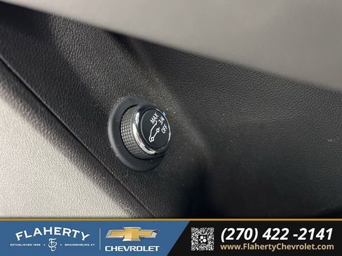 Used 2025 Cadillac XT5 Premium Luxury image 25