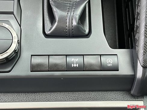 Certified 2025 Toyota Tacoma PreRunner RWD image 32