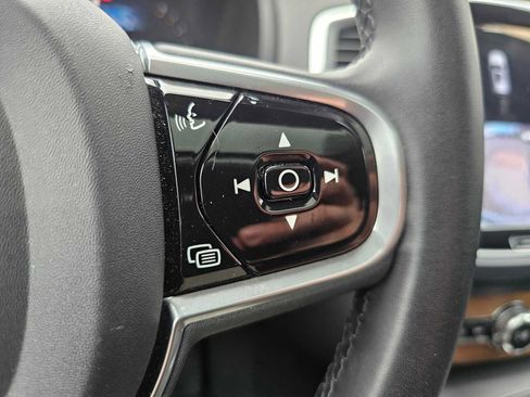 Used 2023 Volvo XC90 B6 Core w/ Protection Package Premier image 34