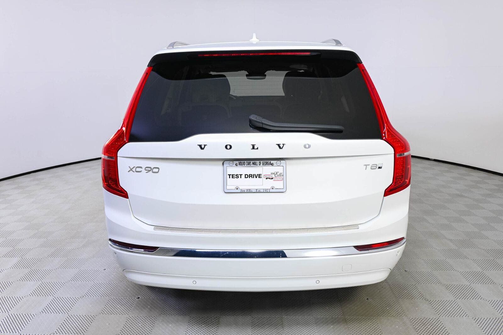 Certified 2025 Volvo XC90 T8 Ultra w/ Protection Package Premier AWD/4WD image 30