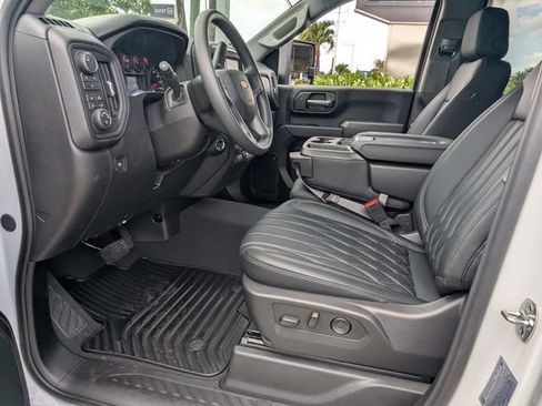 New 2026 Chevrolet Silverado 2500 Custom w/ Custom Value Package AWD/4WD image 7