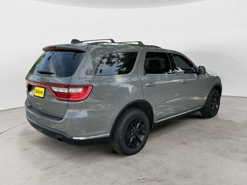 Used 2019 Dodge Durango SXT AWD/4WD image 5