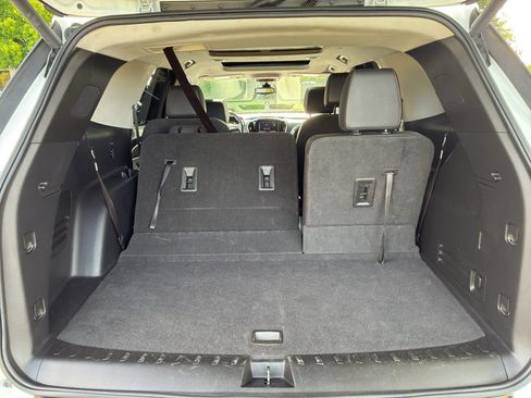 Used 2021 Chevrolet Traverse Premier w/ Redline Edition FWD image 64