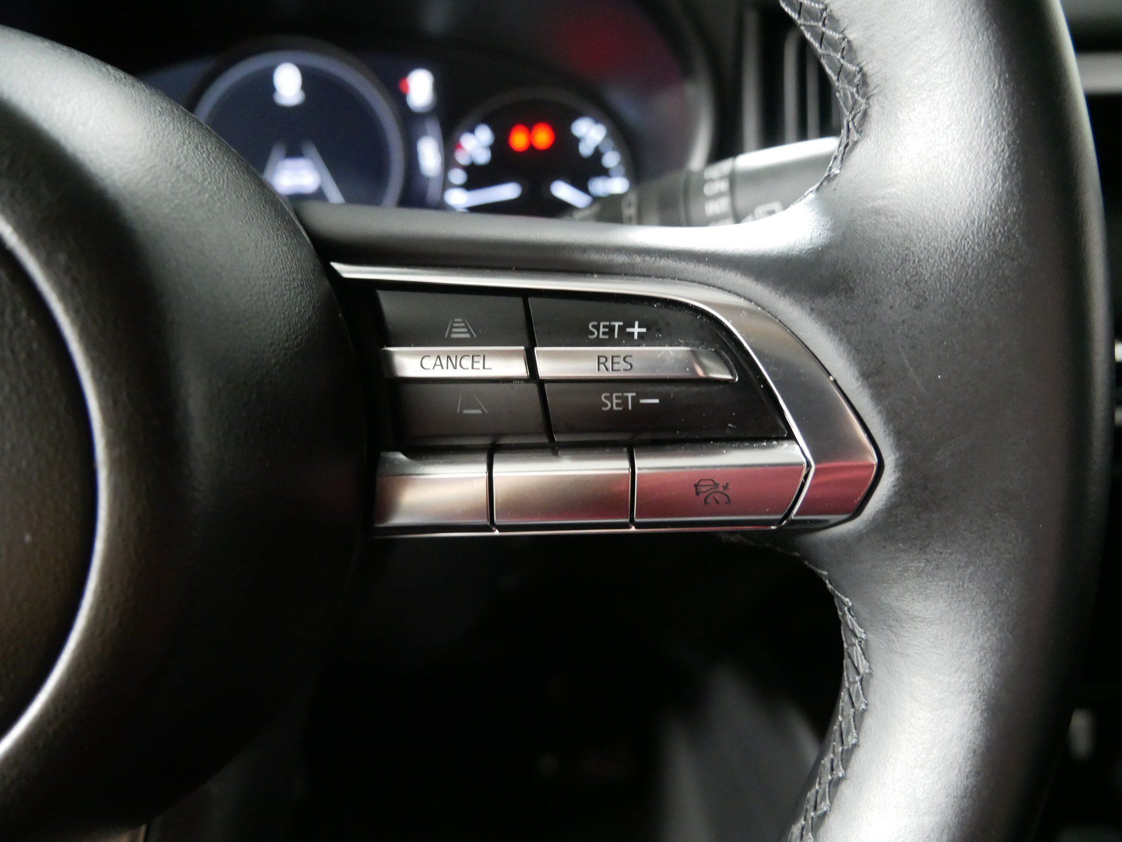 Used 2025 MAZDA CX-50 AWD 2.5 S w/ Premium Package image 28