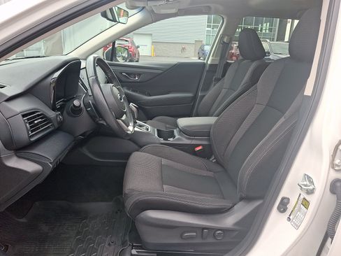 Used 2022 Subaru Outback Premium AWD/4WD image 13