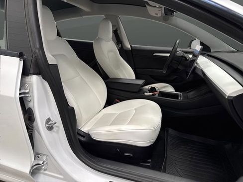 Used 2021 Tesla Model 3 Standard Range Plus image 29