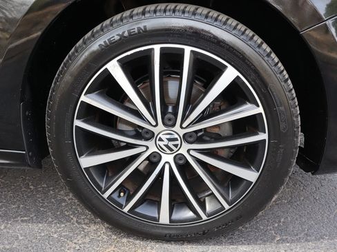 Used 2012 Volkswagen Jetta SEL FWD image 43
