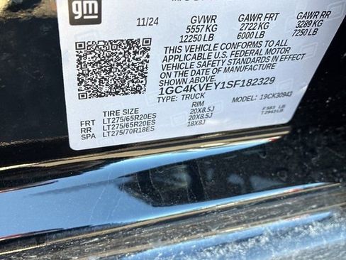 Used 2025 Chevrolet Silverado 3500 High Country w/ High Country Premium Package image 25