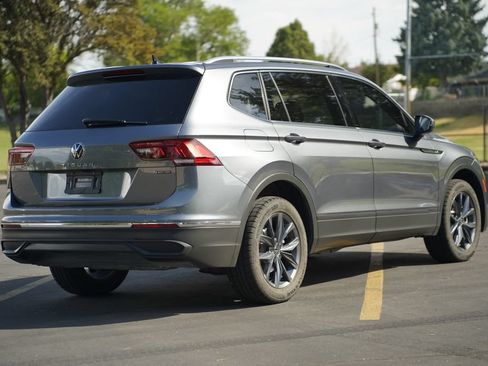Used 2022 Volkswagen Tiguan SE AWD/4WD image 5