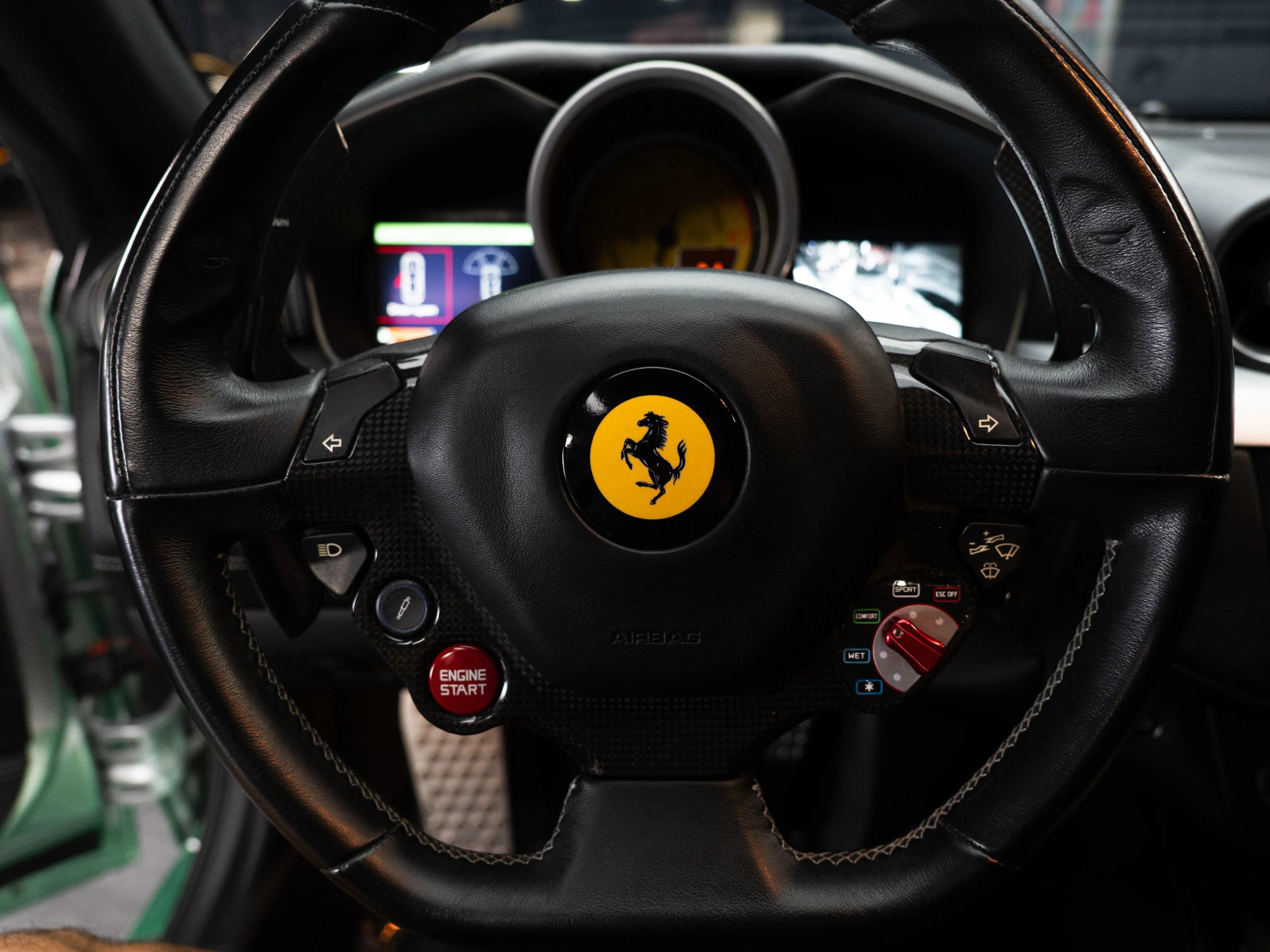 Used 2012 Ferrari FF AWD/4WD image 27