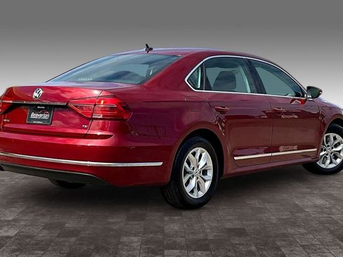 Used 2016 Volkswagen Passat 1.8T S image 14