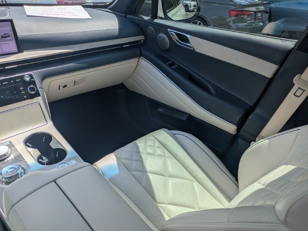 Used 2025 Genesis GV80 3.5T Prestige AWD/4WD image 27