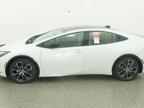 New 2026 Toyota Prius Limited image 3