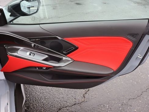 Used 2025 Chevrolet Corvette Z06 w/ Z07 Performance Package image 27