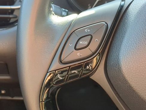 Used 2021 Toyota C-HR XLE image 26