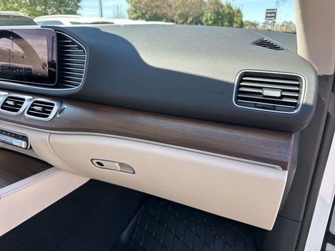 New 2026 Mercedes-Benz GLE 450 4MATIC image 39