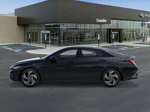 New 2026 Hyundai Elantra SEL Sport Premium FWD image 3