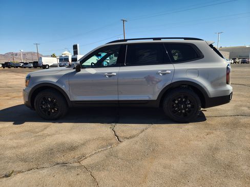 Used 2024 Kia Telluride SX Prestige X-Pro AWD/4WD image 7